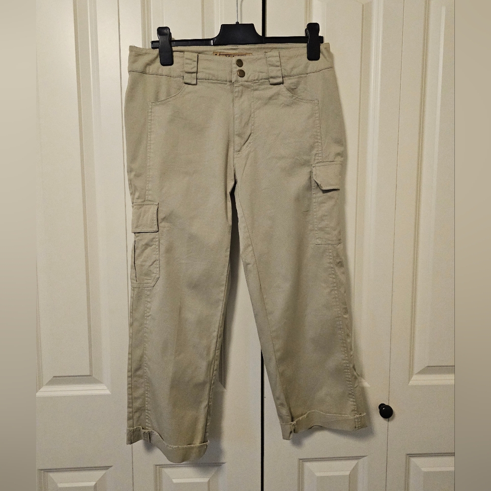 M.A.D. Girl Tan Cargo Capris for Women Sz 12
